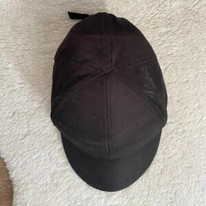 Brand New Black Baseball Cap with Velcro Closure – Unisex One Size